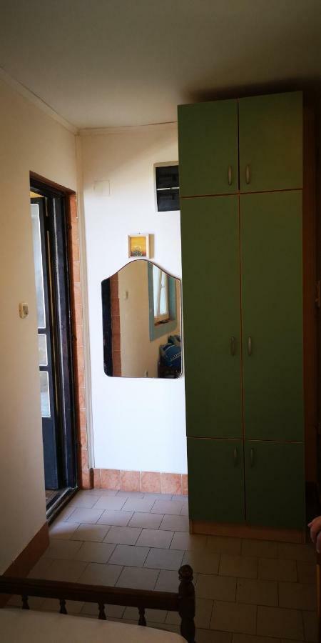 Apartments Volaric Sutomore Bagian luar foto